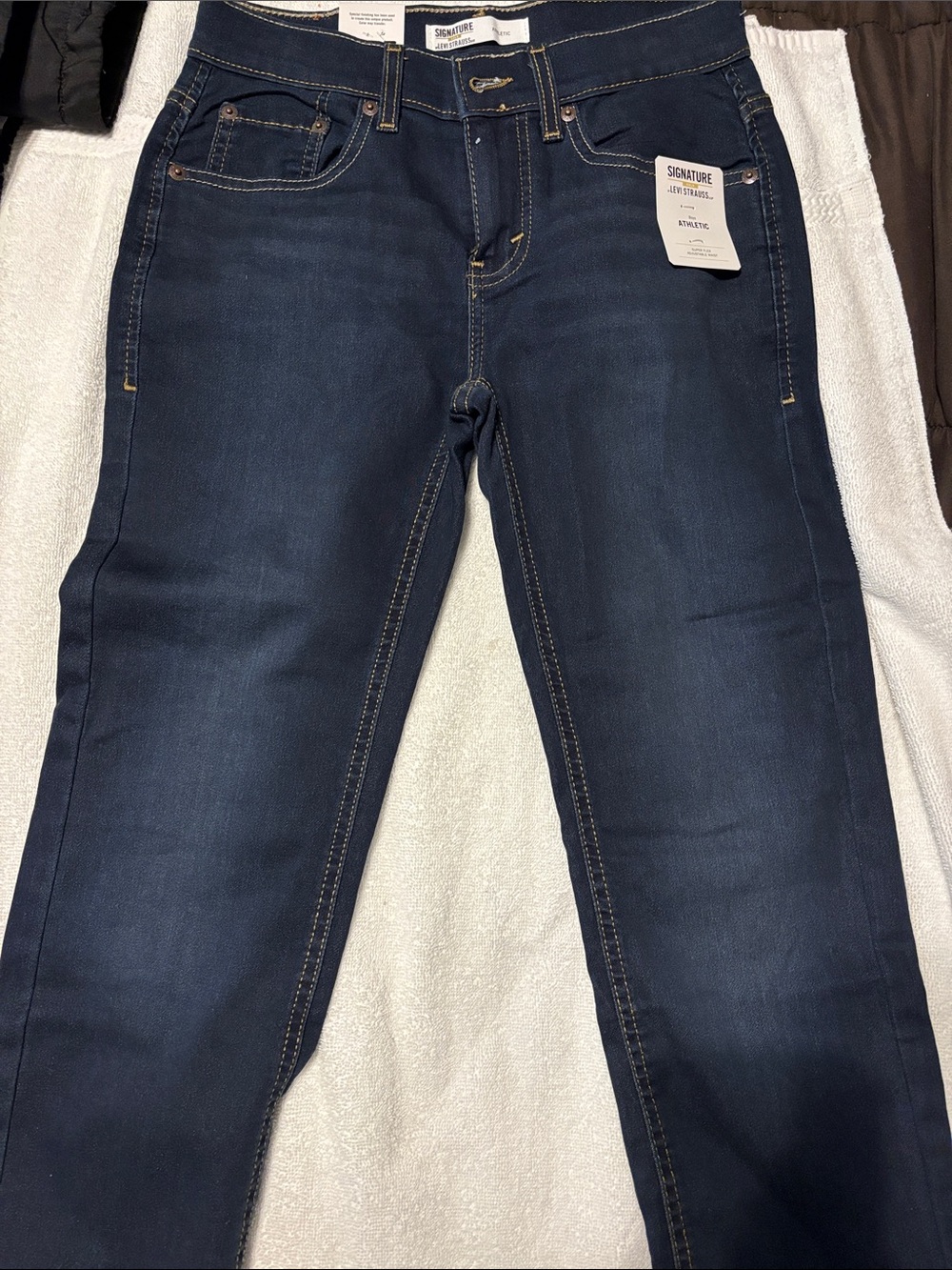 Signature Levi boys Jeans in Dark Indigo
